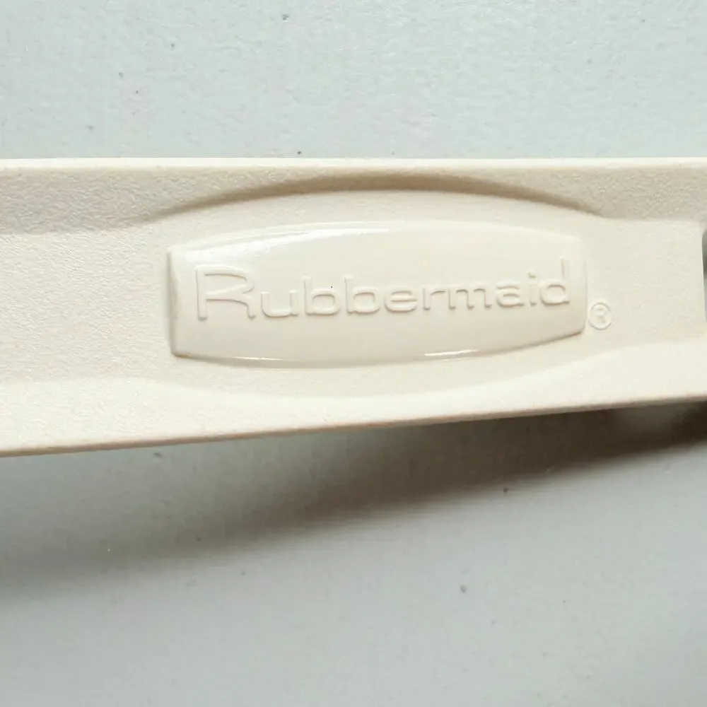 Rubbermaid vintage #1975
